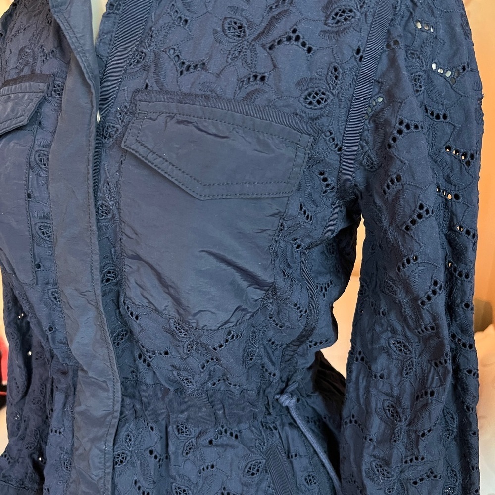 GAP Women’s XS Navy Blue Eyelet Lace Jacket Drawstring Waist Utility - Picture 4 of 9